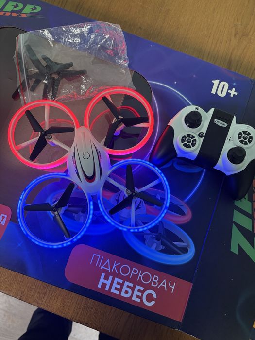 Продам квадрокоптер ZIPP Toys DragonFly