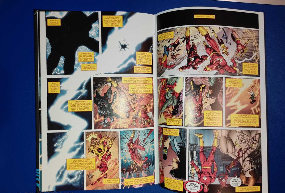 Книга комікс Всесвіт DC. Відродження