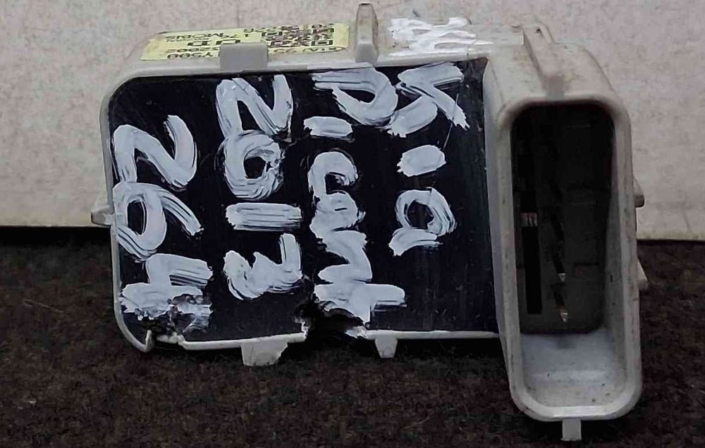 Sensor de Estacionamento Frente 95720-1Y500 - KIA PICANTO II