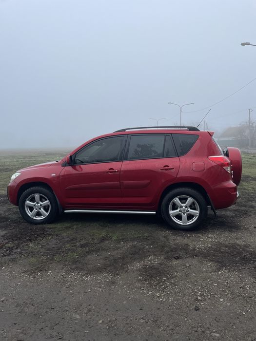 Продам автомобиль Toyota Rav 4, 2007 год