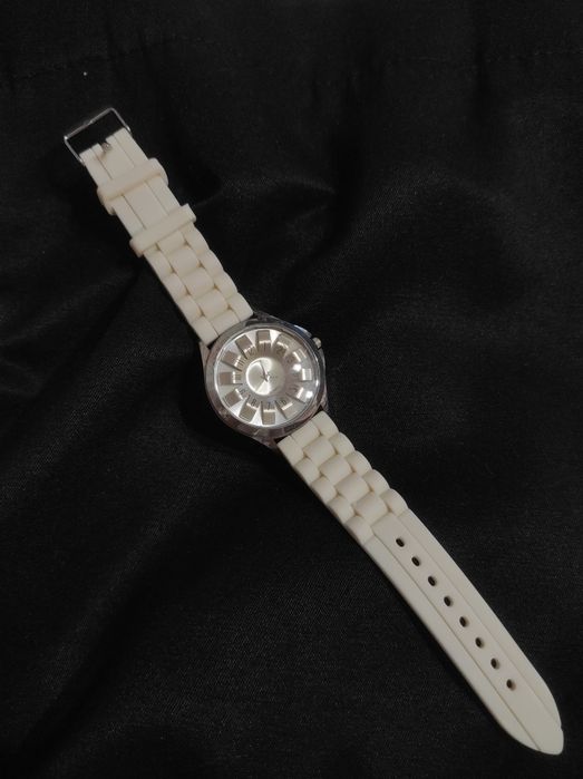 Наручні часи, наручний годинник