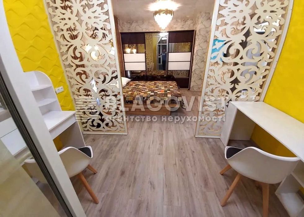 Продаж квартири 2 кімн Євро 50.8м2 ЖК Нивки Парк Генератор Паркінг Безготівковий розрахунок