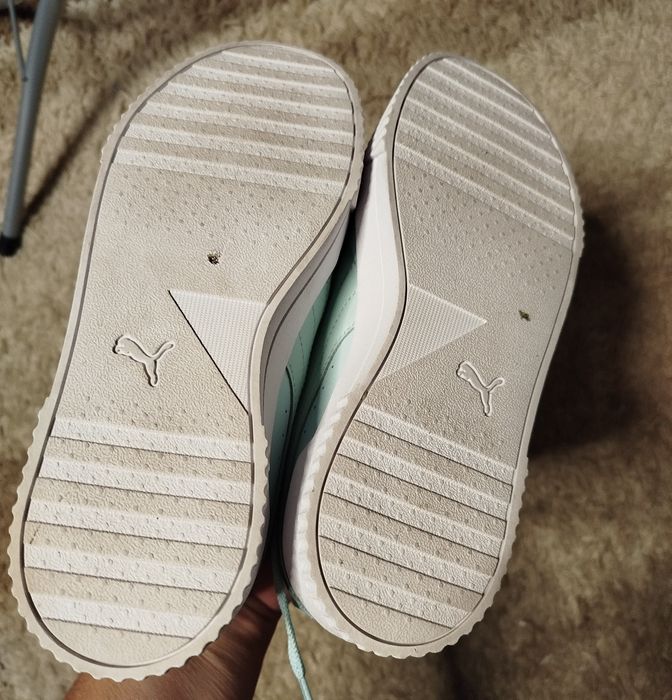 Buty sportowe damskie skórzane Puma rozmiar 40 stan idealny