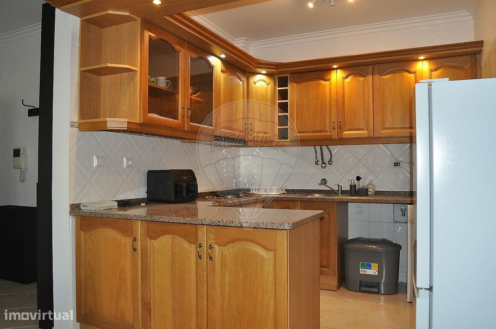 Apartamento T0 para arrendamento