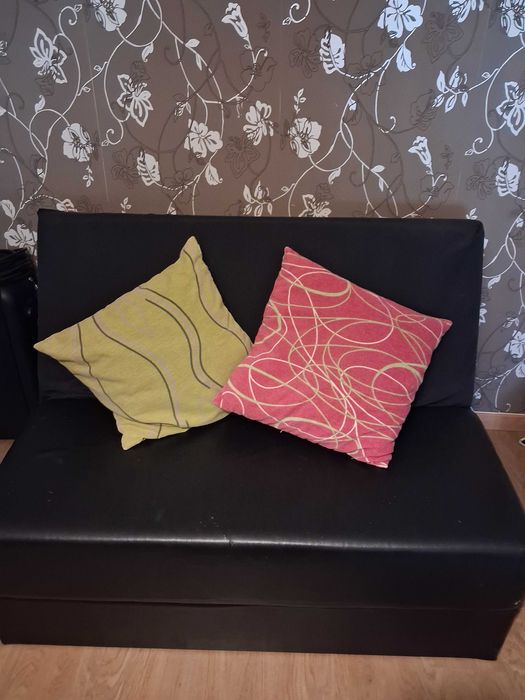Sofa cama preto 2 lugares para doar 1metro