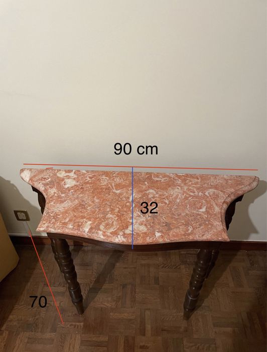 Mesa de entrada em mármore
