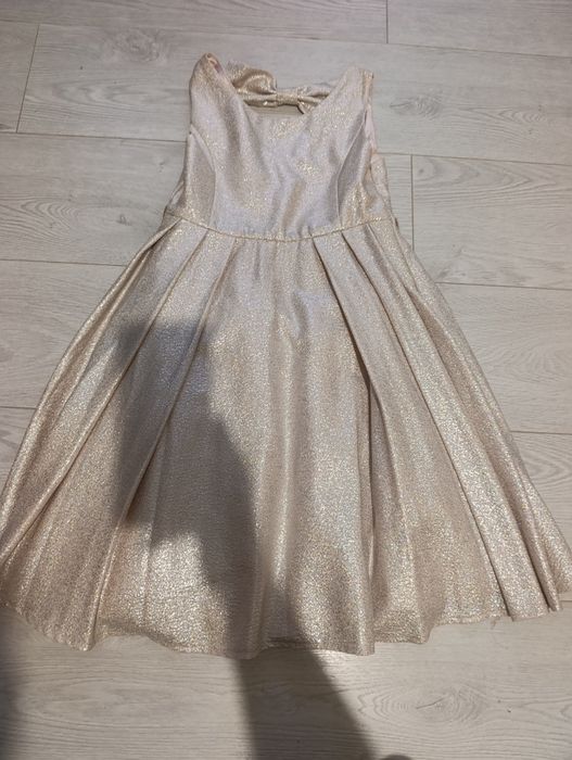 Платье на девочку