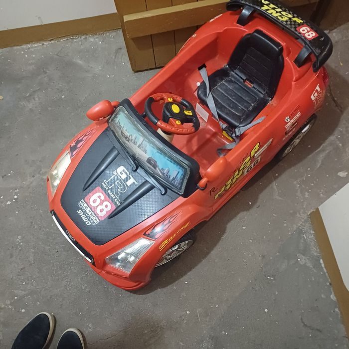 Auto na akumulator