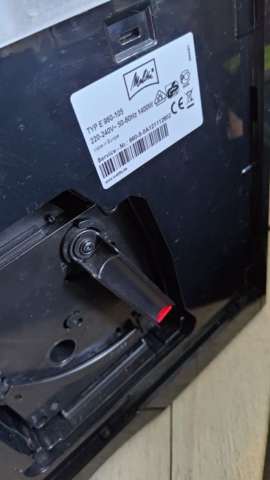 Ekspres ciśnieniowy do kawy melitta caffeo bistro limiter edition