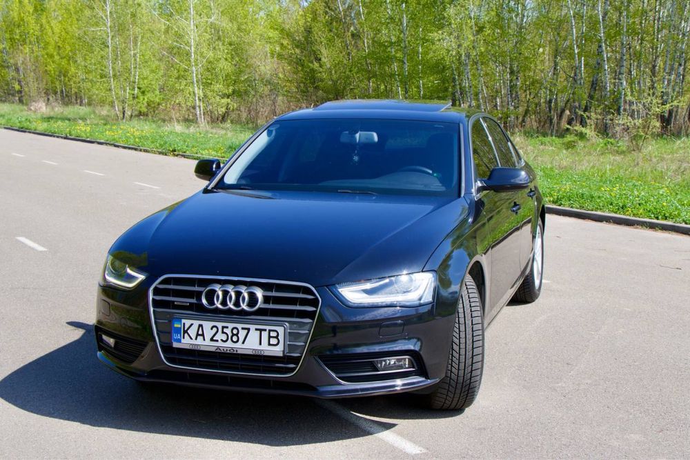 Власне авто Audi A4 2014 рік