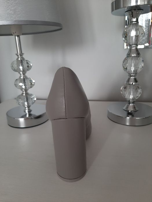 Nowe czółenka na słupku