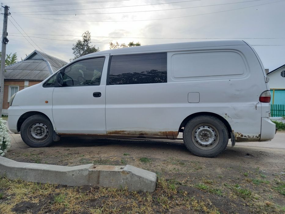 Продам Hyundai H1 2007 года