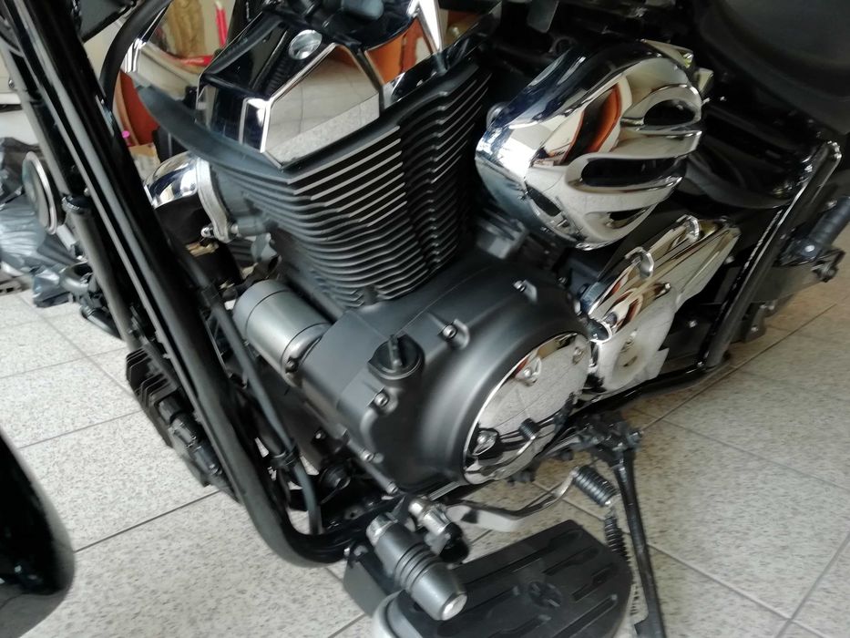 Yamaha Midnight Star 950A