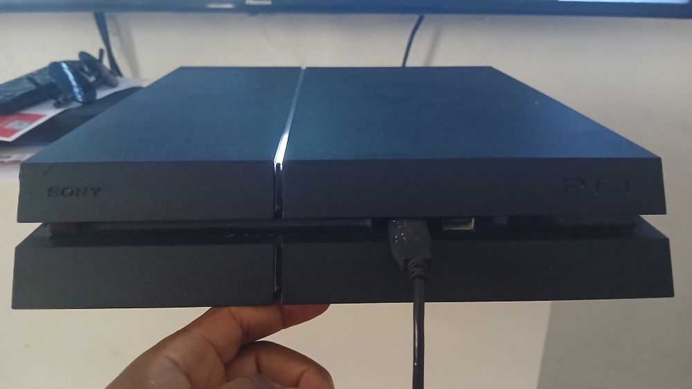 PlayStation 4 Slim