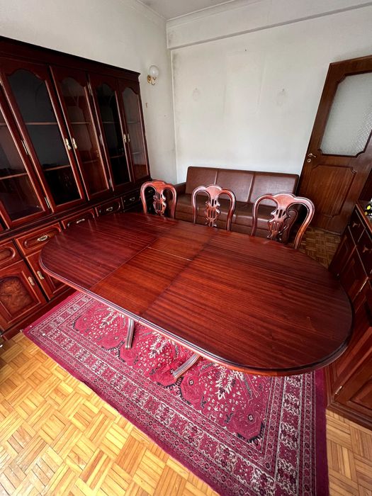 Mesa de Jantar extensível de madeira maciça para 6 a 8 pessoas