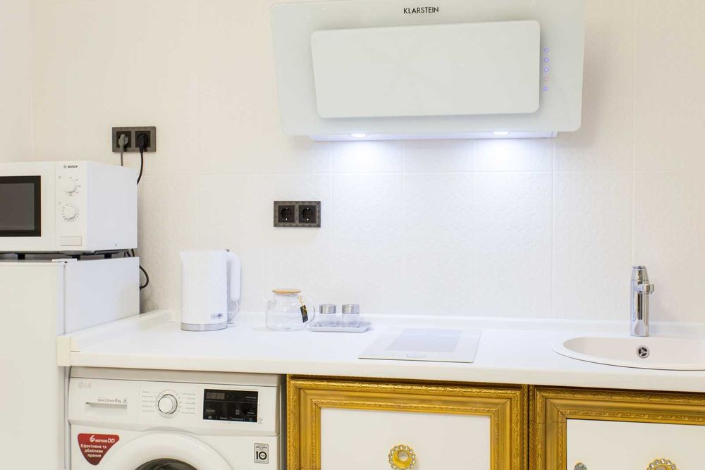 Квартира люкс в центрі на  вул. Сумська, 23/ Подобово "Swan"