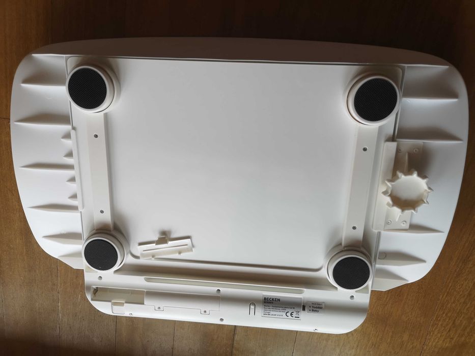 Balança Digital de Bebé Evolutiva Becken (Até 20kg) - Excelente estado