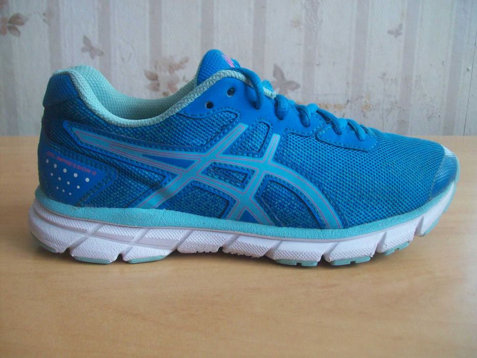 Buty biegowe ASICS GEL IMPRESSION 9 roz.eu-37