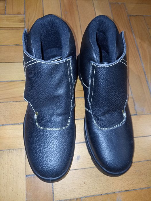 Взуття для зварювальника Delta Plus COBRA4 S3