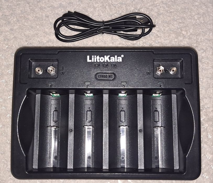 Carregador de baterias LiitoKala Lii-D4