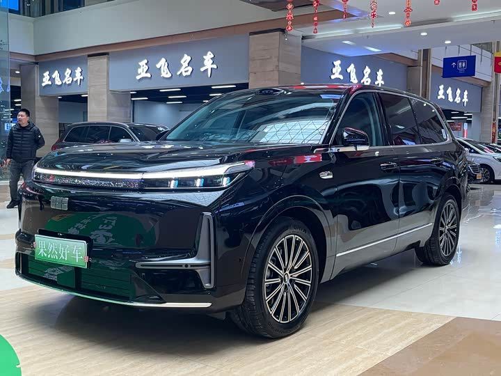 Geely M9 Geely Galaxy M9 2025 AWD Navigator Edition•640 KM•6 miejsc• 170 km EV