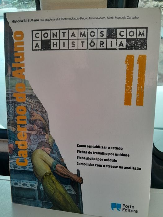 Livros escolares em ótimo estado.