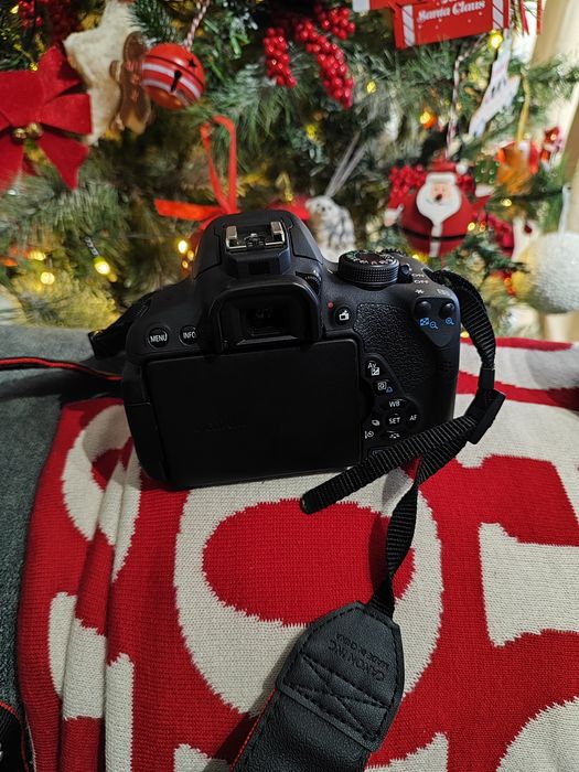 Canon EOS 700 D Máquina