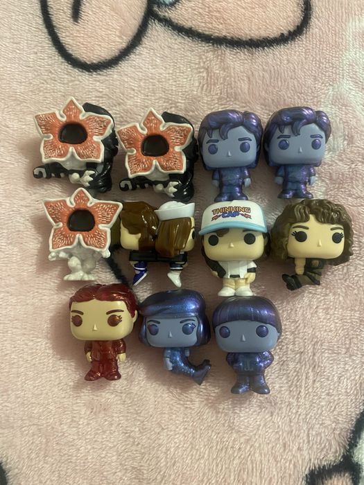 фігурки kinder joy осд дивні дива stranger things