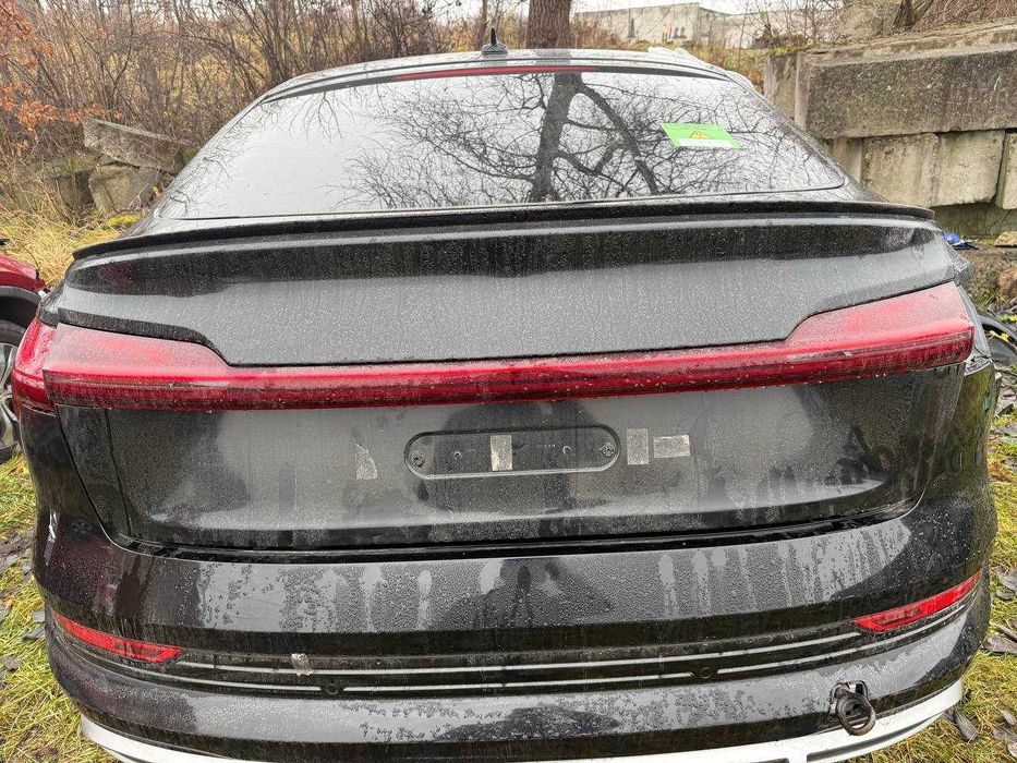 Кришка багажника ляда Audi E-Tron Sportback