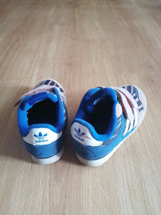 Buciki Firmy Adidas chlopiece r. 25