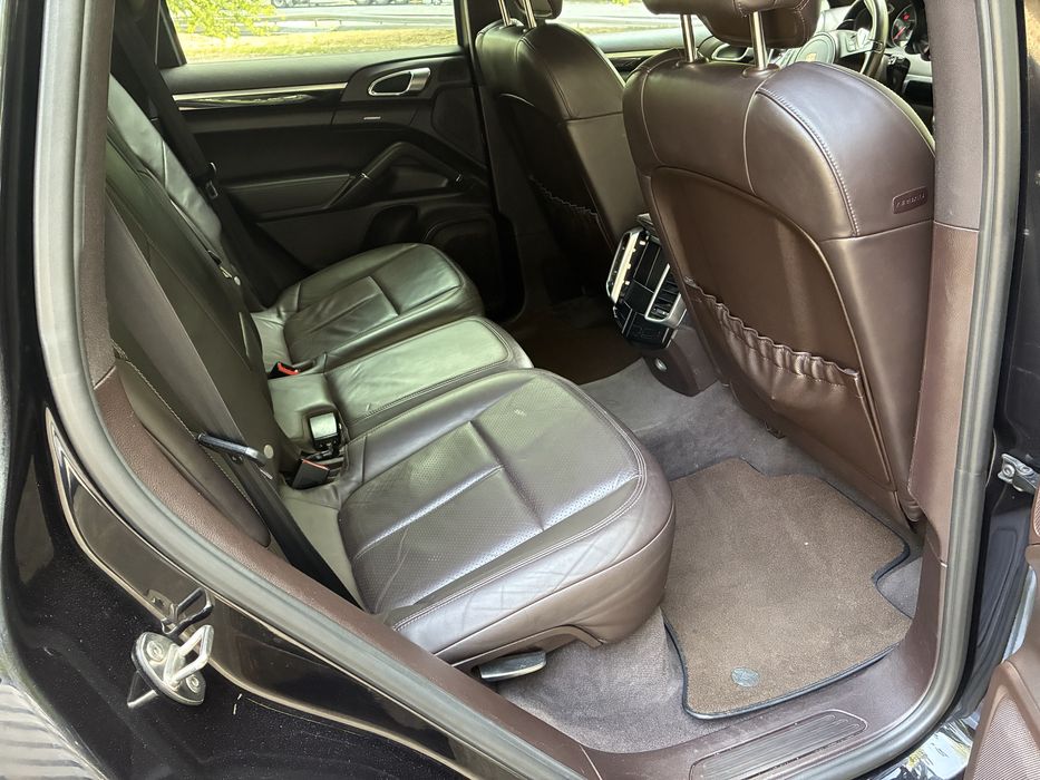 Porsche Cayenne — fotografia 10
