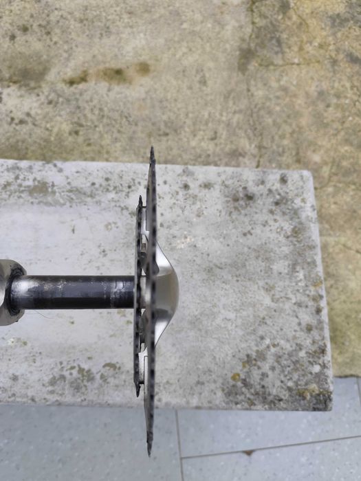 Centro Pedaleiro Shimano e suporte de bidon