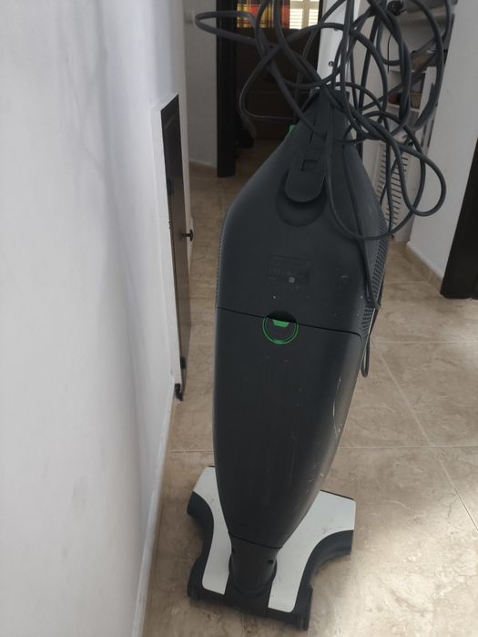 Aspirador Kobold com todos os acessórios