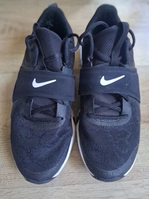 Damskie buty sportowe
