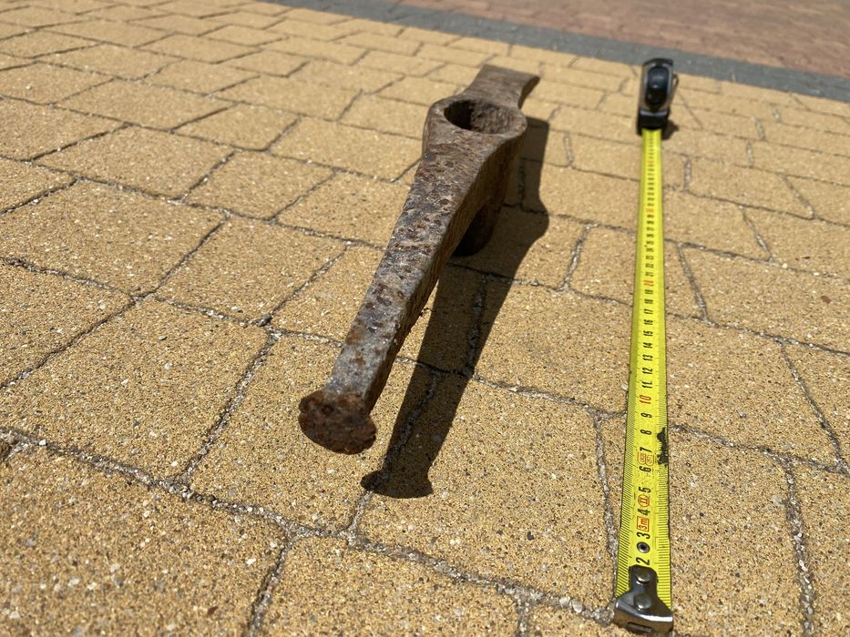 Kilof stary z okresu Prl