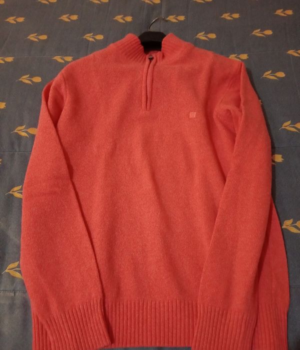 Camisola praticamente, NOVA!