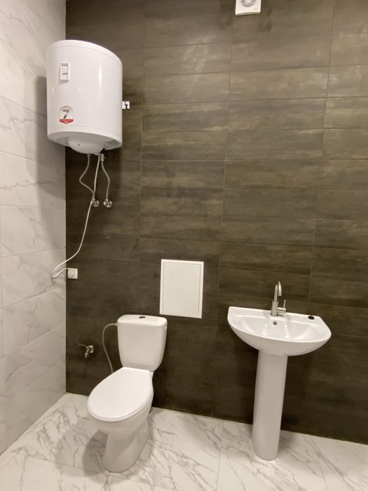 Оренда приміщення по Пилипа Орлика 26