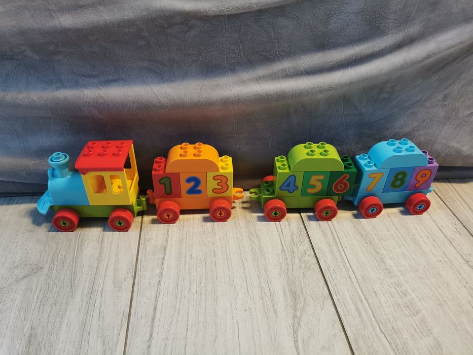 Lego duplo pociąg