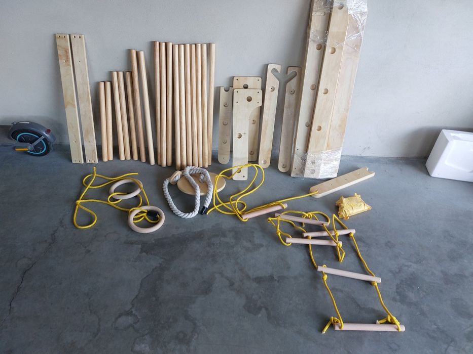 Drabinka z akcesoriami 80 x 220 x 60 cm, 100 kg