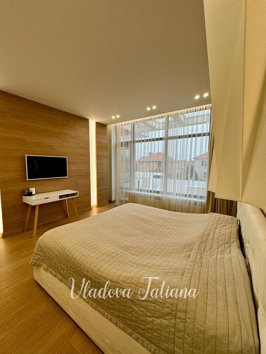 0% комиссии! Продажа шикарного ДОМА в Совиньоне, бассейн, цоколь