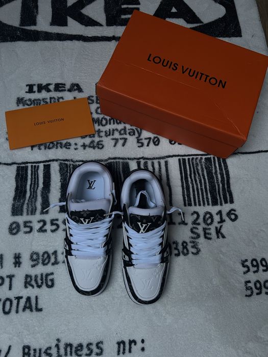 Lv trainer size 42