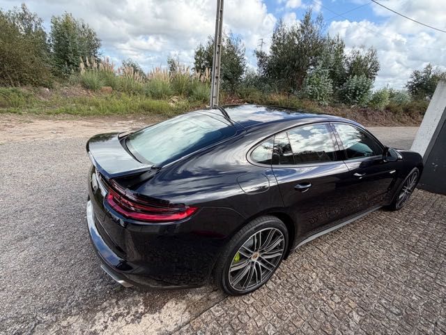 Porche Panamera 4 Hibrido