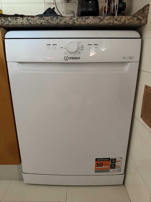 Maquina da loiça indesit