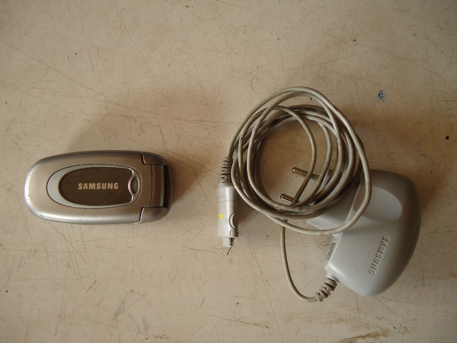 HP Laptop Battery - Samsung Bluetooth Headset - Lightning McQueen Alarm Clock64752113464065125