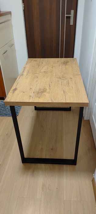 Sprzedam stół kuchenny