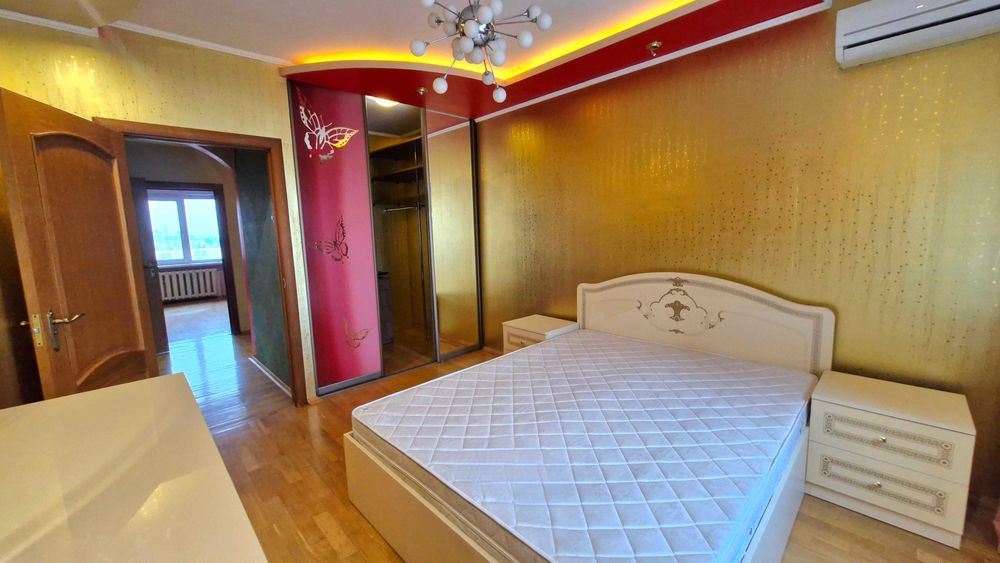 4к Харківське шосе, Ревуцького, ст.м Харківська 15хв, Позняки/Осокорки