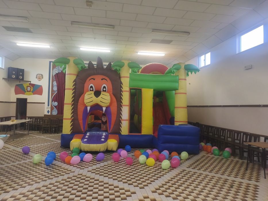 Aluguer de insufláveis