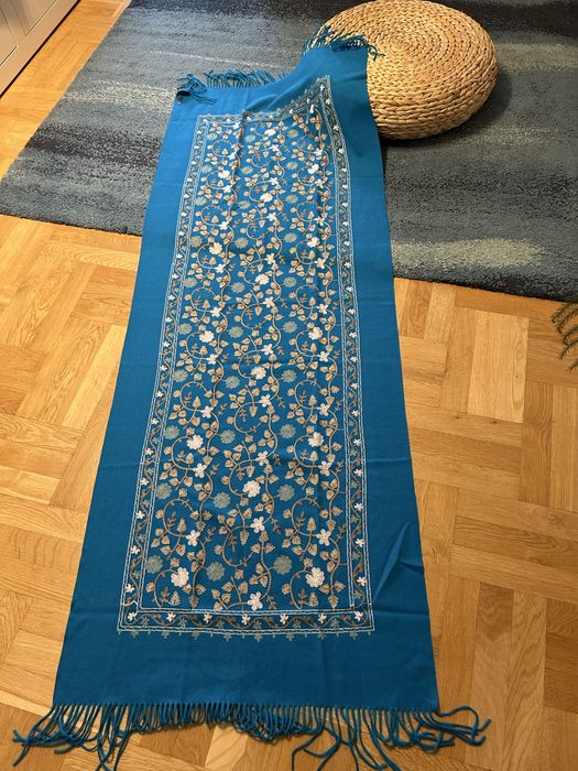 Szal haftowany wyszywany nowy blue shadow turkusowy niebieski