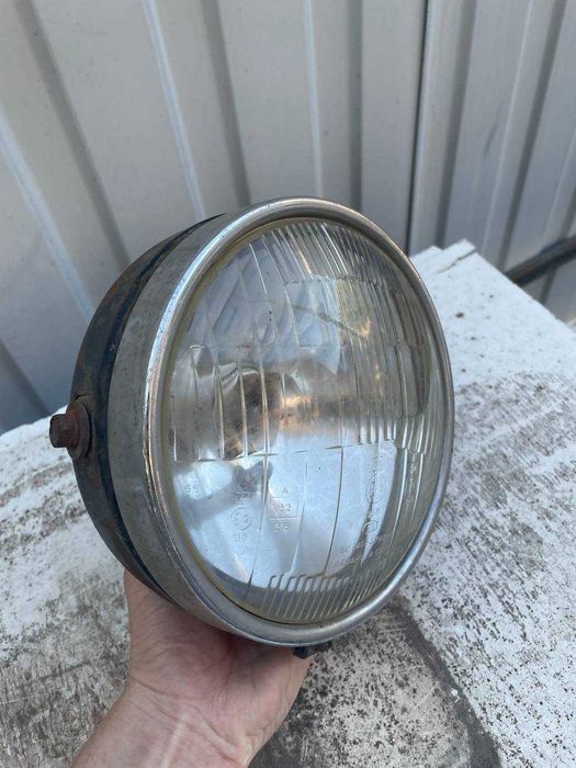 Продам фару от мт10