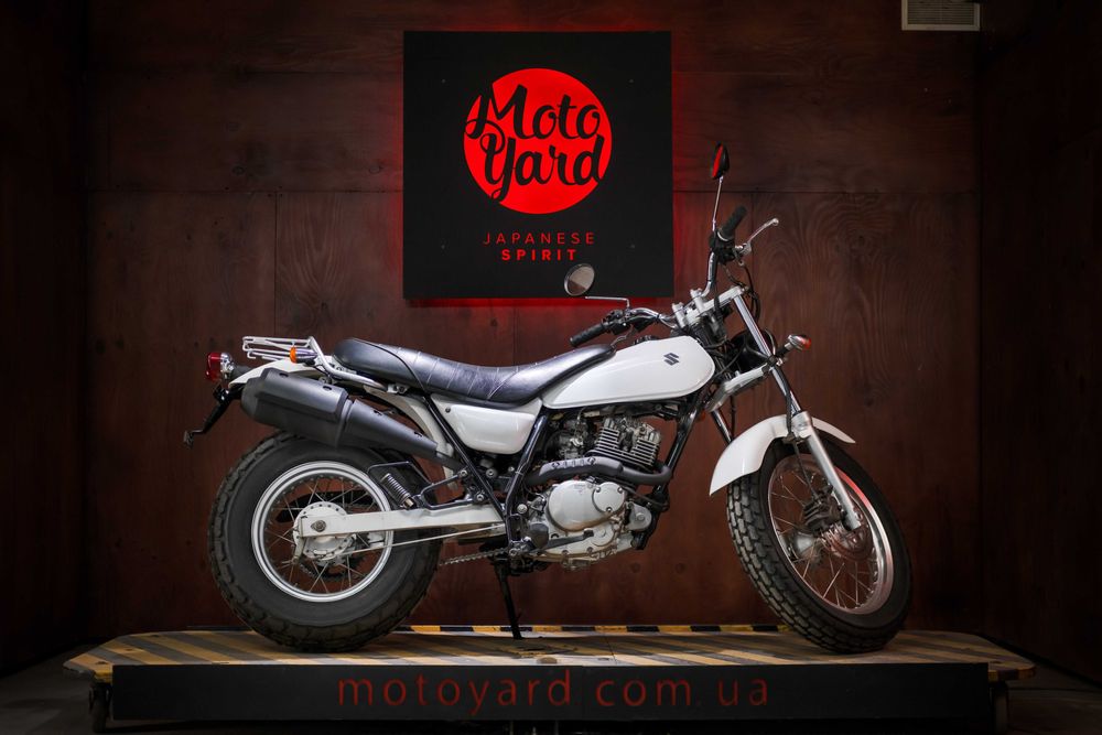 Suzuki Van Van 200 із Японії